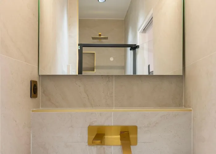 شقة Spacious Duplex For 4 Near Bastille باريس